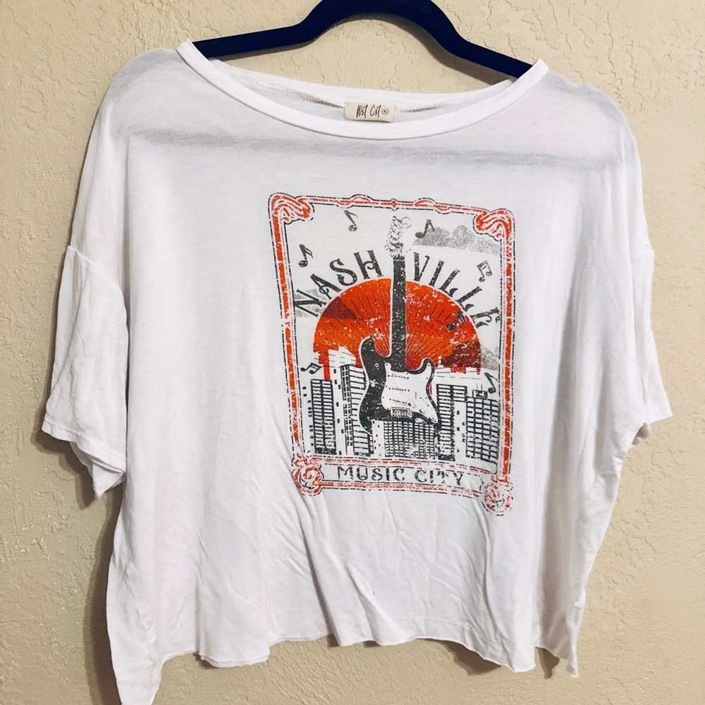 XL Women’s Nashville Music City Concert Style Graphic Tee EUC